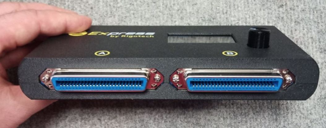 User's manual (Overview and technical parameters) % express-bench-cable-back-ports