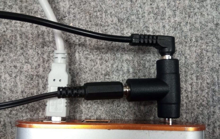 User's manual (Overview and technical parameters) % express-bench-cable-back-ports